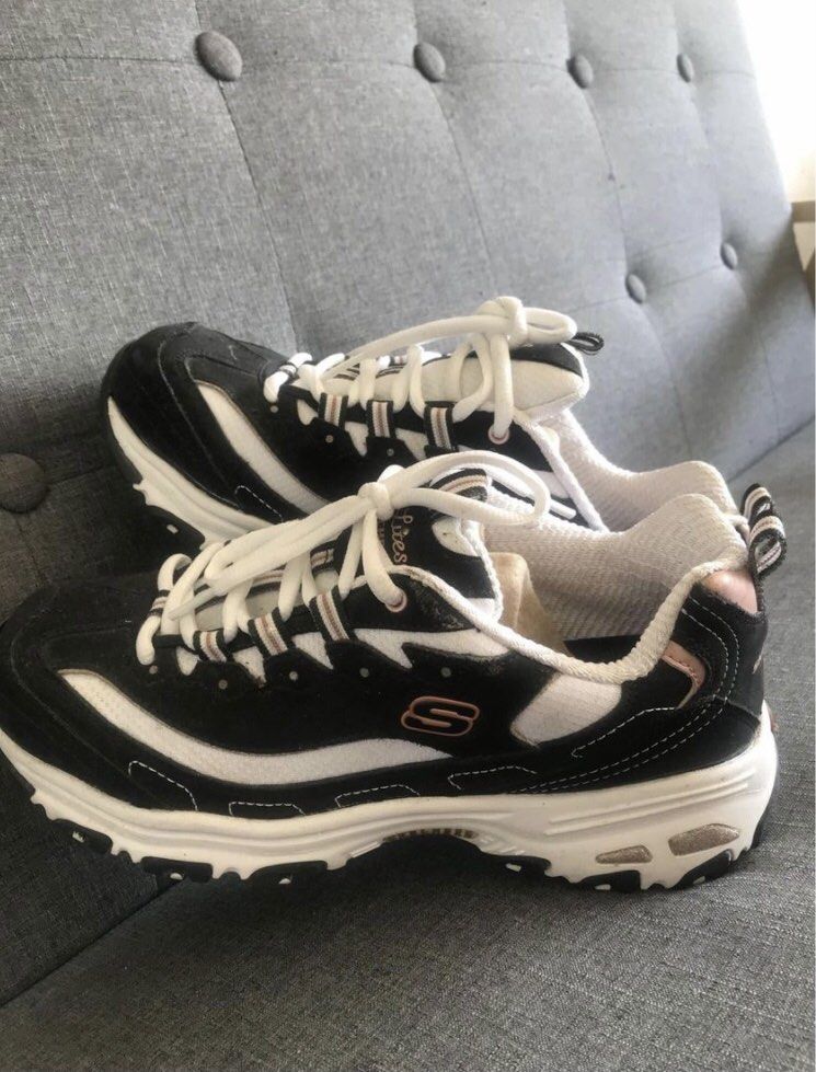 skechers Women s Fashion Footwear Sneakers on Carousell