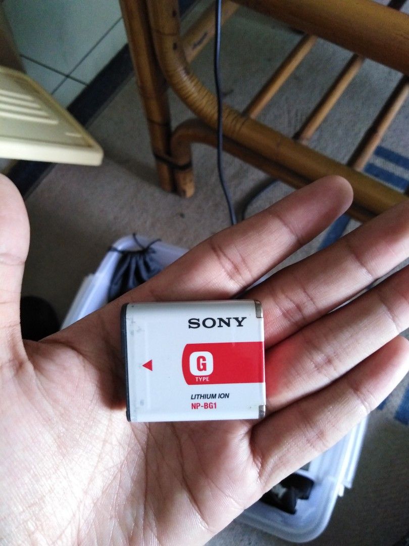 Sony cybershot 7.2, Photography, Cameras on Carousell