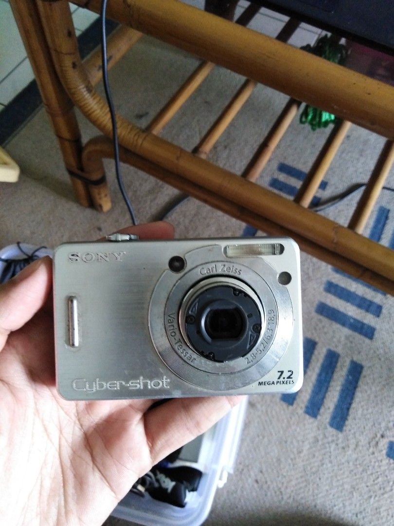 Sony cybershot 7.2, Photography, Cameras on Carousell