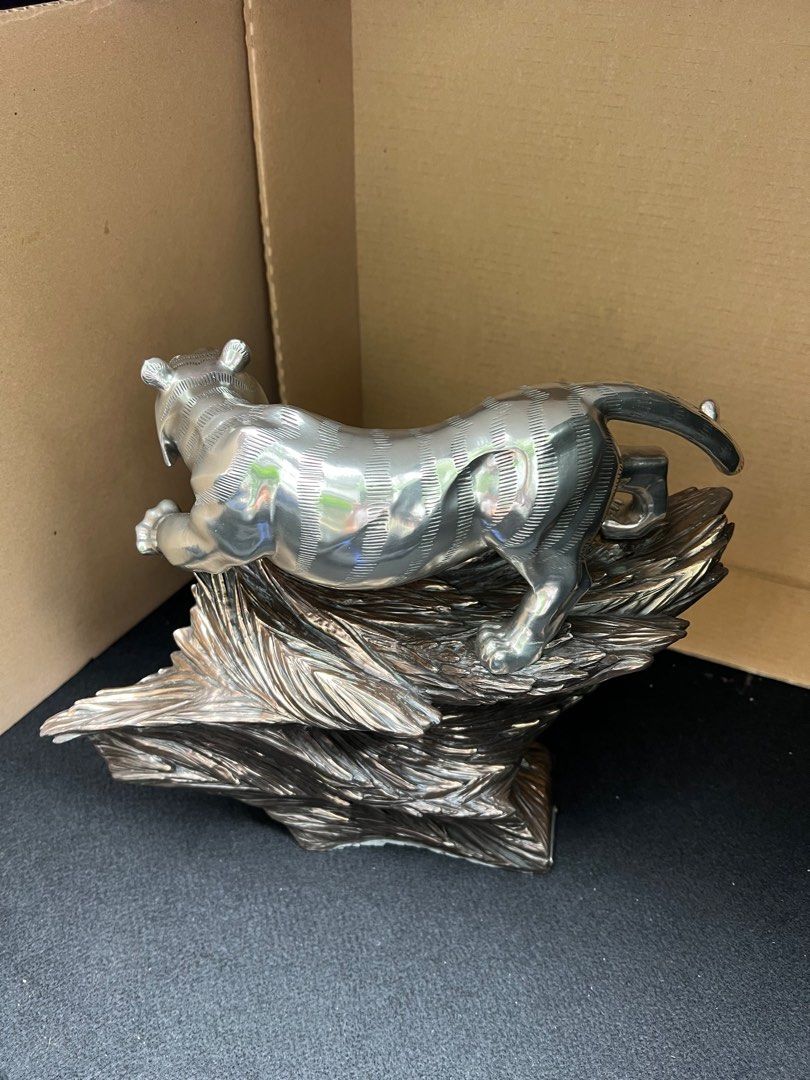 Tiger pewter Royal Selangor, Hobbies & Toys, Collectibles & Memorabilia, Vintage Collectibles