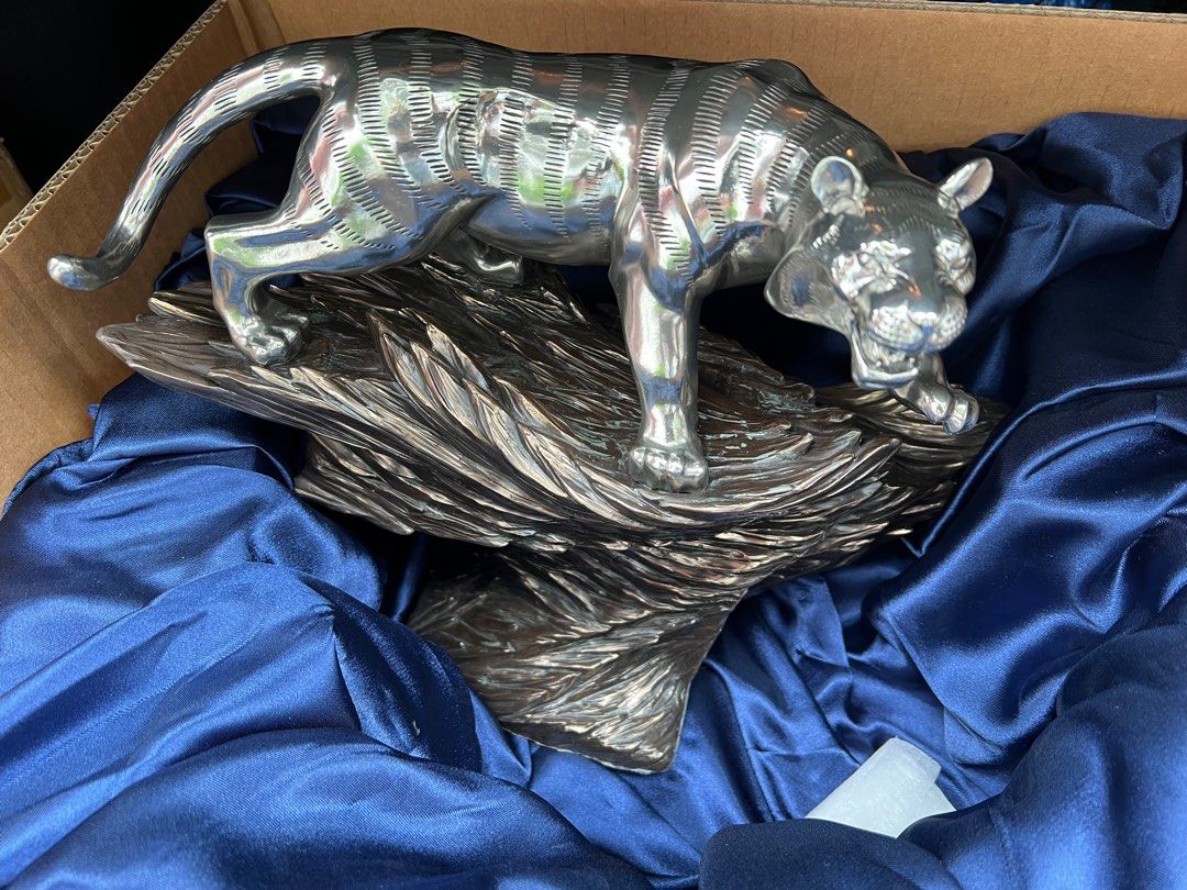 Tiger pewter Royal Selangor, Hobbies & Toys, Collectibles & Memorabilia, Vintage Collectibles