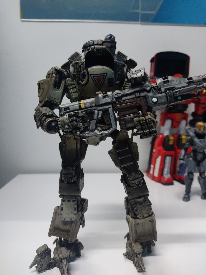 Play arts shop kai titanfall bootleg
