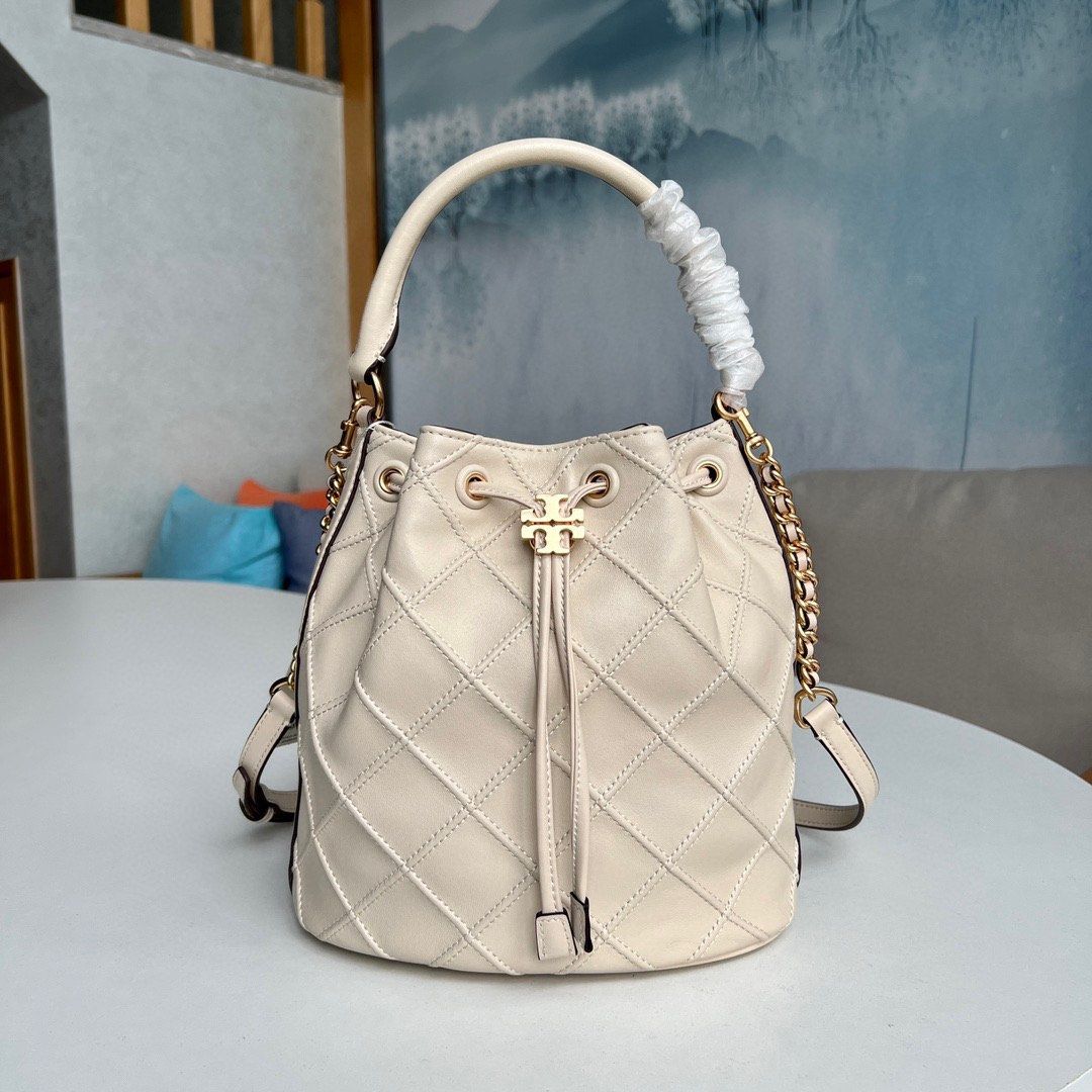 Tory Burch Fleming Bucket Bag + Why I Left  for 2 Years 