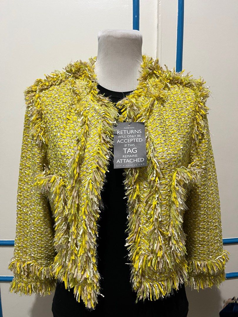 Tweed Jacket in Yellow (Category: Coats, Jackets and Outerwear) located in Santa Ana. Submitted by sharekyle (Listing ID 1244321970, Image 1). Description: .