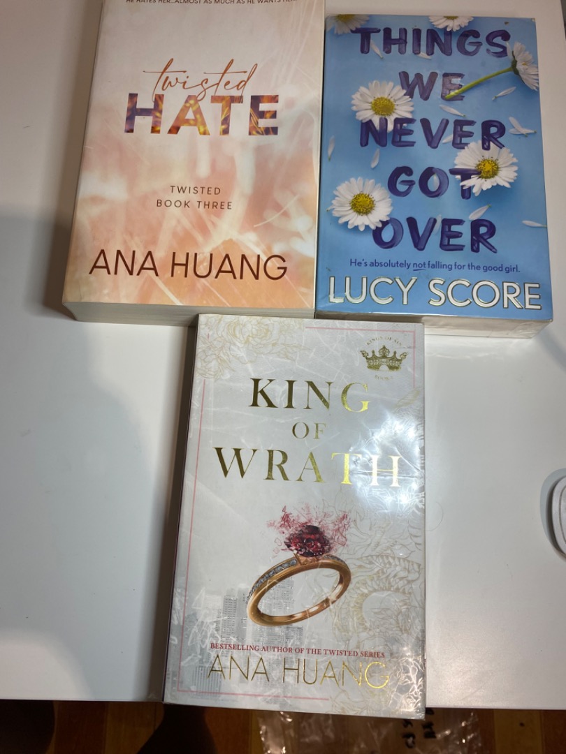 BOOKS BOOKTOK THINGS WE NEVER GOT OVER BOOK BY LUCY SCORE, Hobbies ...