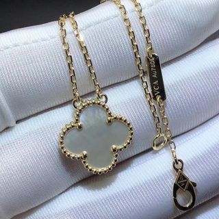 Van Cleef & Arpels Vintage Alhambra Mother of Pearl 18k Yellow Gold Pendant Necklace