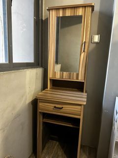 Vanity Table with mirror