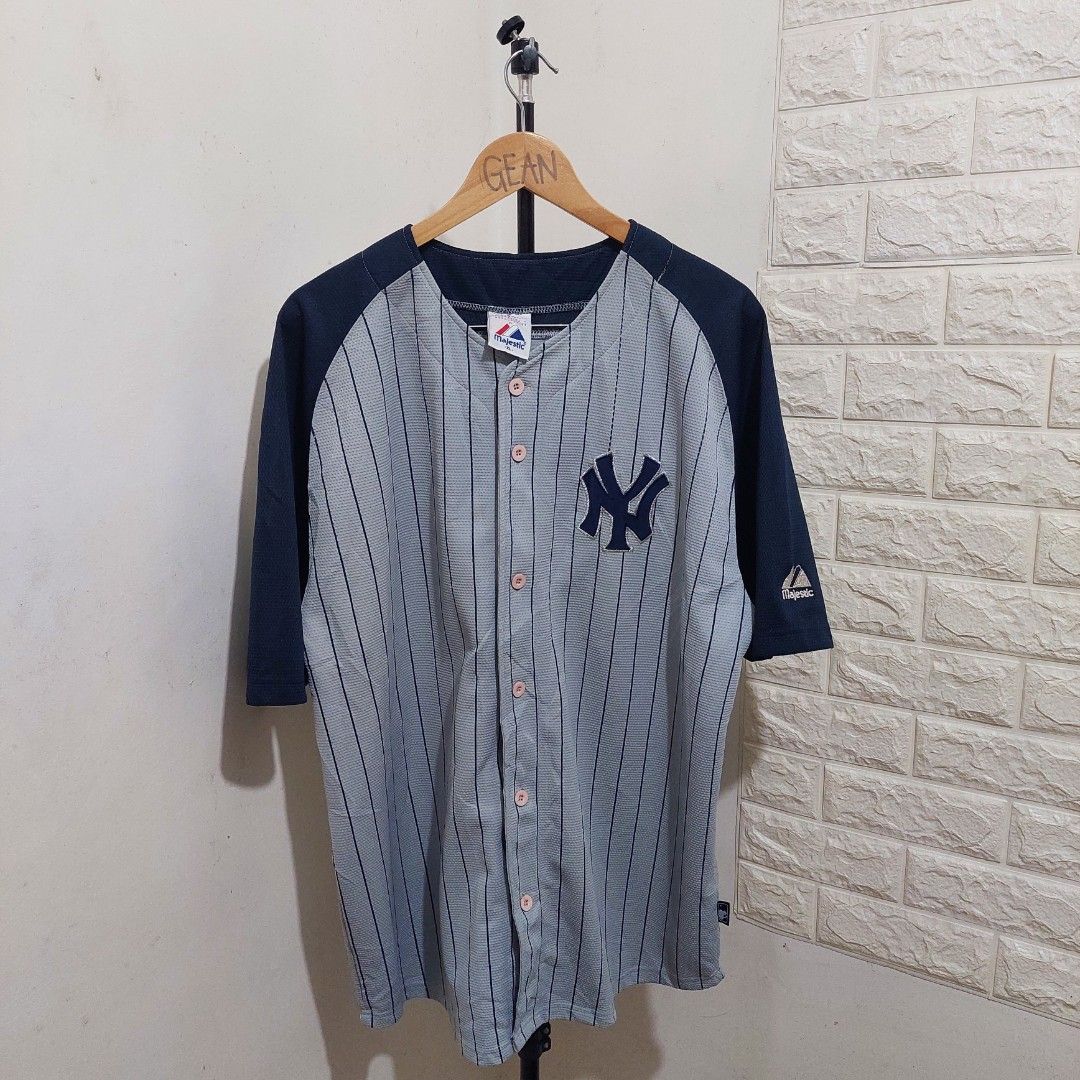 Vintage LA Dodgers Jersey by Majestic, Men's Fashion, Tops & Sets, Tshirts  & Polo Shirts on Carousell