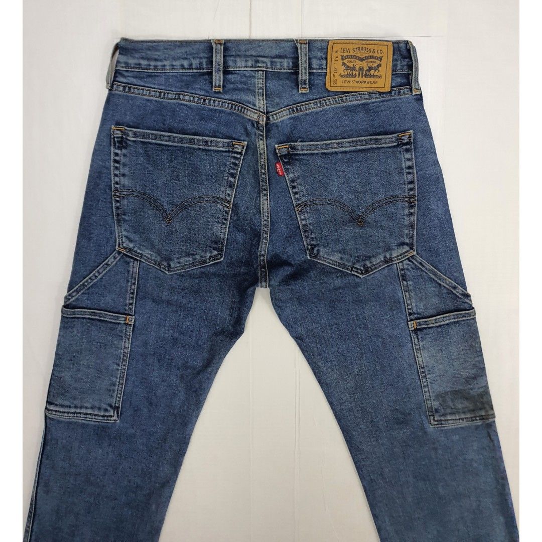 Levis hotsell 31 31