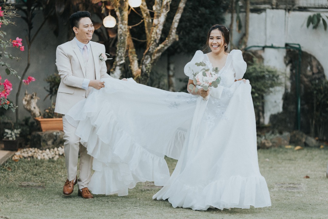 Wedding Gown for Rent (2 looks for Ceremony and Reception) on Carousell
