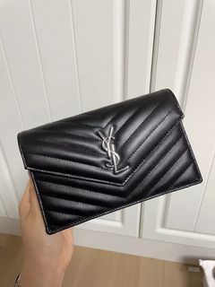 Saint Laurent Ysl Quilted Bifold Compact Wallet in Black