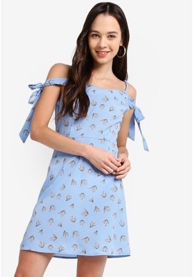 Zalora off shoulder Dress Women s Fashion Dresses Sets