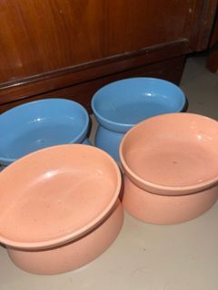 4 pcs. elevated plastic bowl