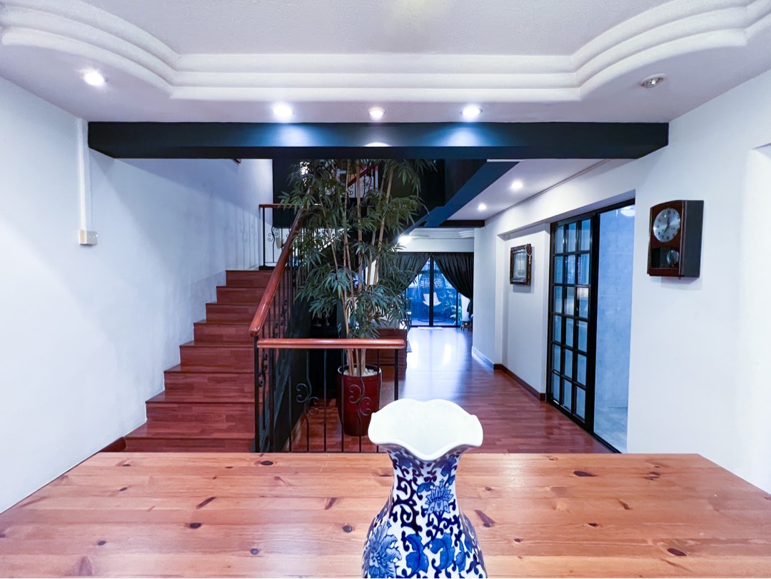 (Category: ) located in . Submitted by ejentuanlee (Listing ID 1244499413, Image 1). Description: .