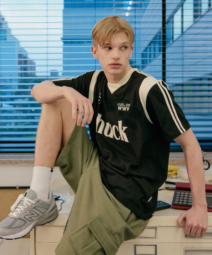 ★韓国の人気★【CHUCK】★Uniform V-Neck T-Shir.t★関税込★ MUSINSA公式 | CHUCK Uniform V-neck Short Sleeve T-shirt (Blue)