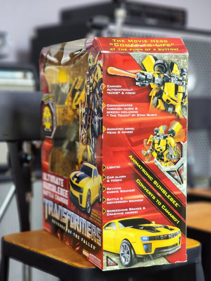 Transformers - Ultimate Bumblebee Battle Charged
