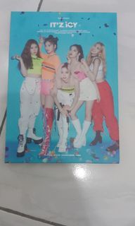 Album ITZY ICY