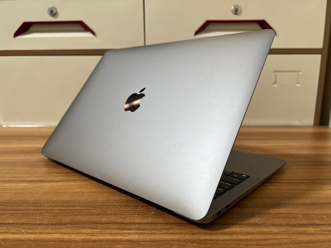 Apple Macbook Air M1 2020 Space Grey On Carousell 0272