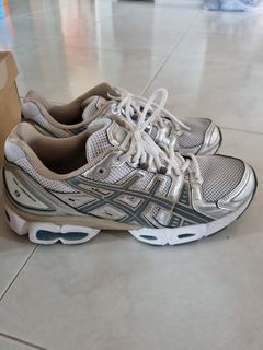 Asics nimbus top 19 singapore