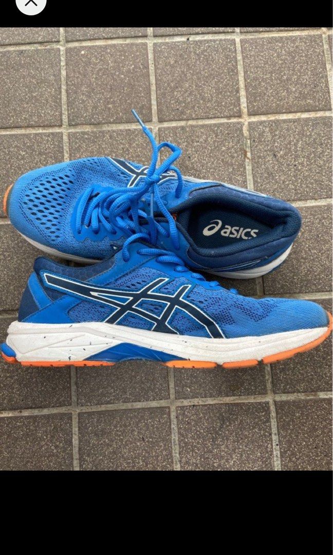 Asics running shoes GT 1000