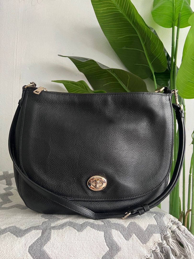 Coach turnlock sale hobo bag