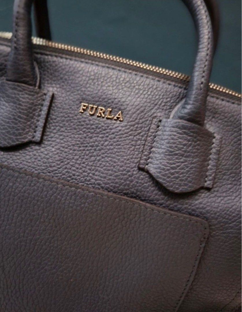 Furla pebbled clearance leather bag