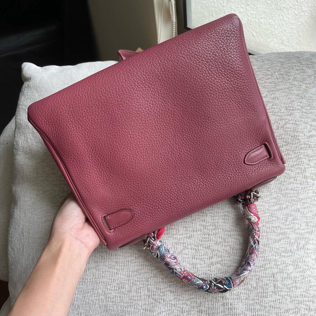 Hermès Kelly 28 Rose Extreme Taurillon Clemence Gold Hardware GHW