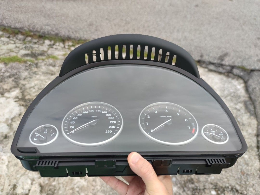 BMW f10 instrument cluster meter used, Auto Accessories on Carousell