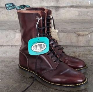 Solovair Boots model drmartens made in England  Original
