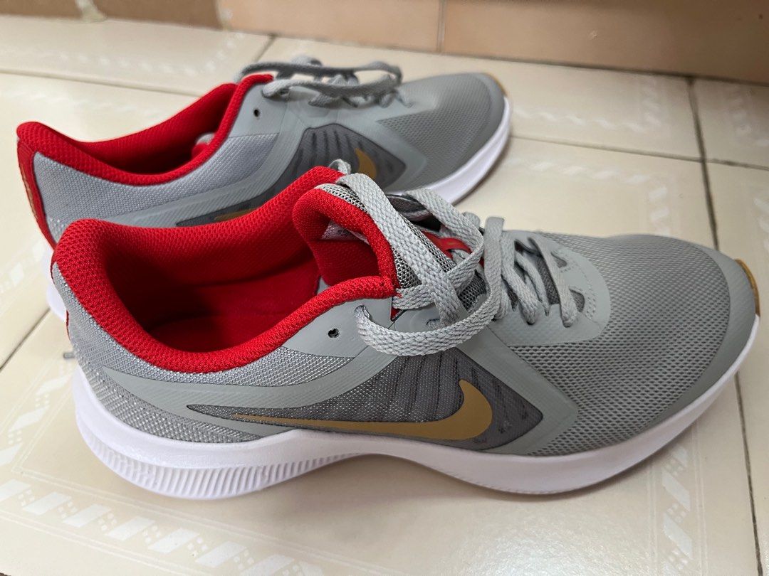 Recent nike shoes discount