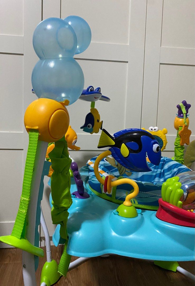 Bright starts Disney Baby FINDING NEMO sea of activities Jumperoo