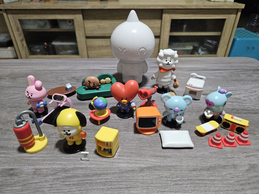 Bts bt21 universtar line friends volume vol. 1 complete set no