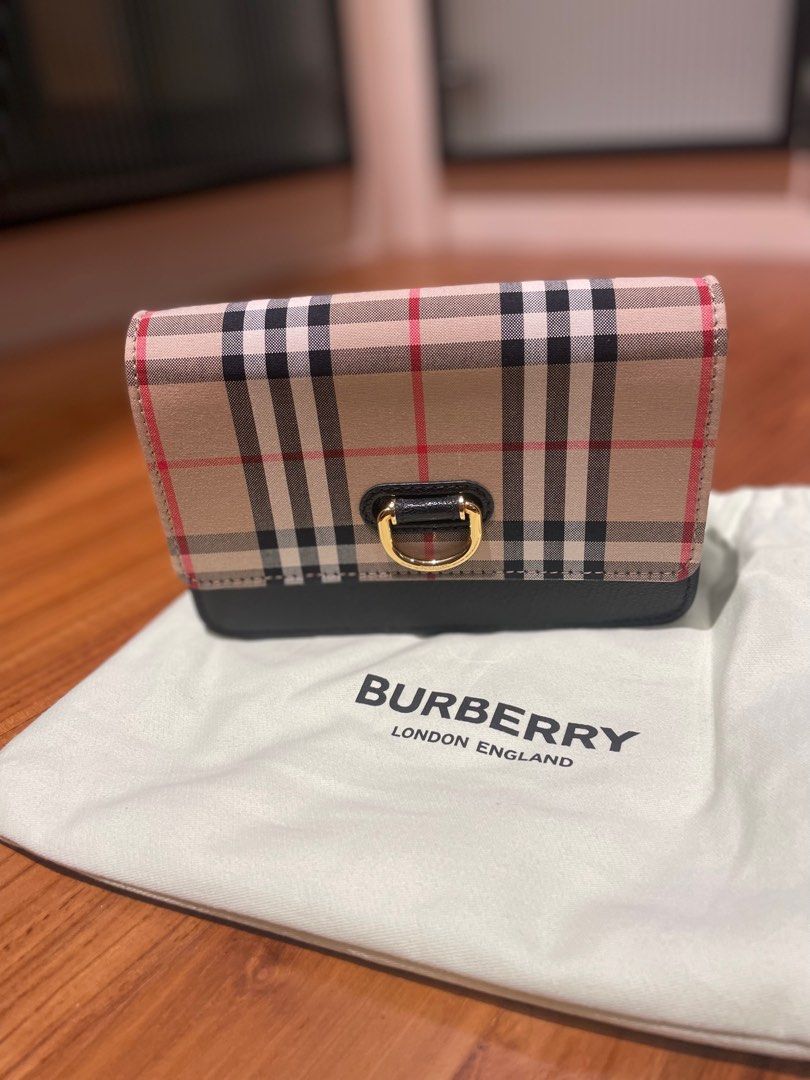 Burberry clutch with chain cheap