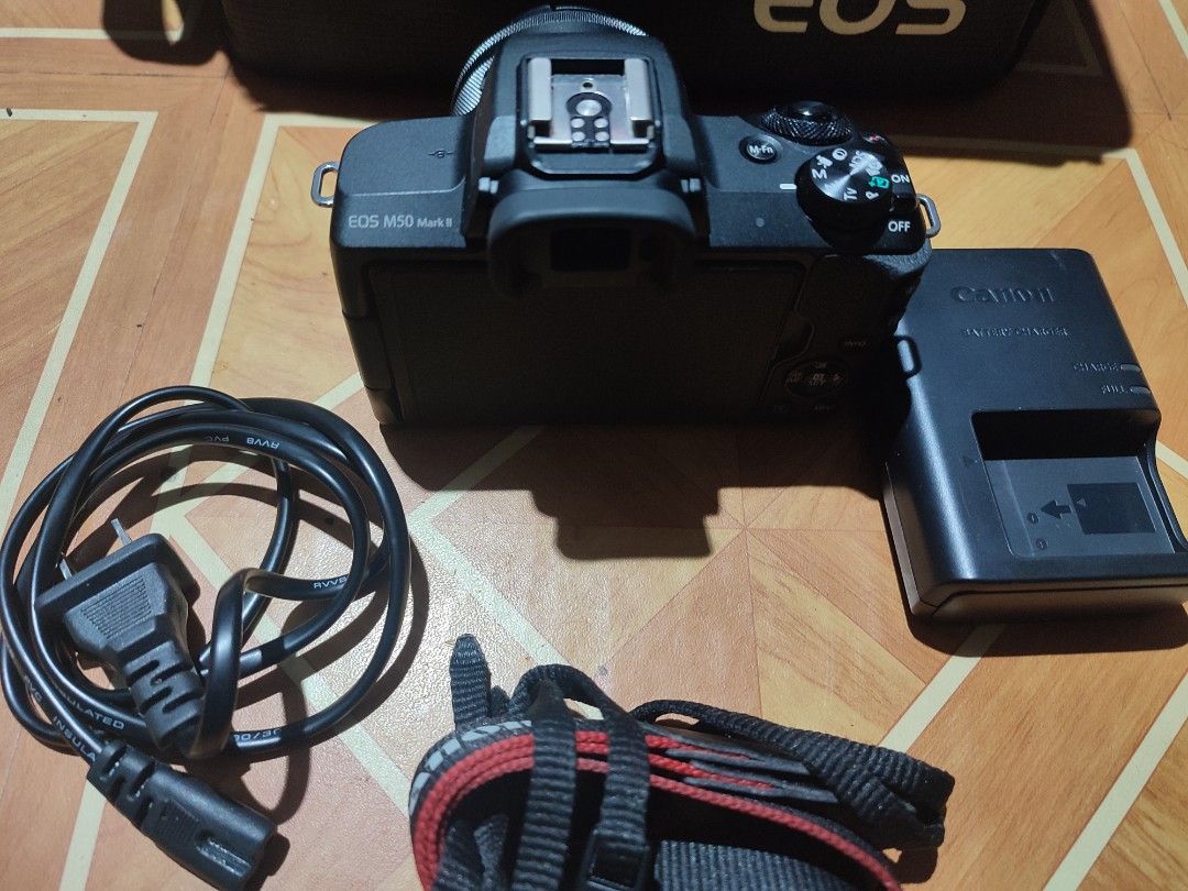 canon-m50-mark-2-on-carousell