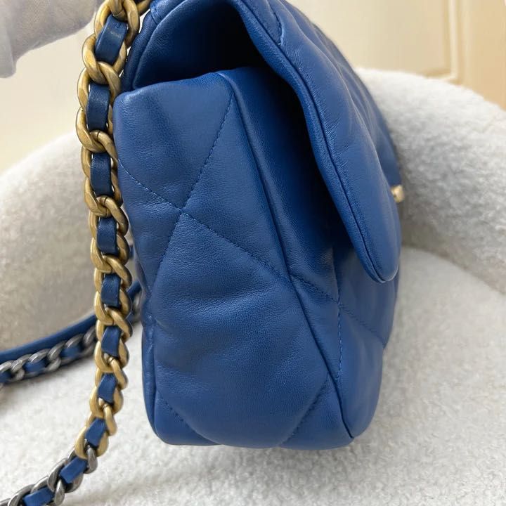Chanel Classic Jumbo 21C Blue Lambskin Leather, Gold Hardware, New in  Dustbag
