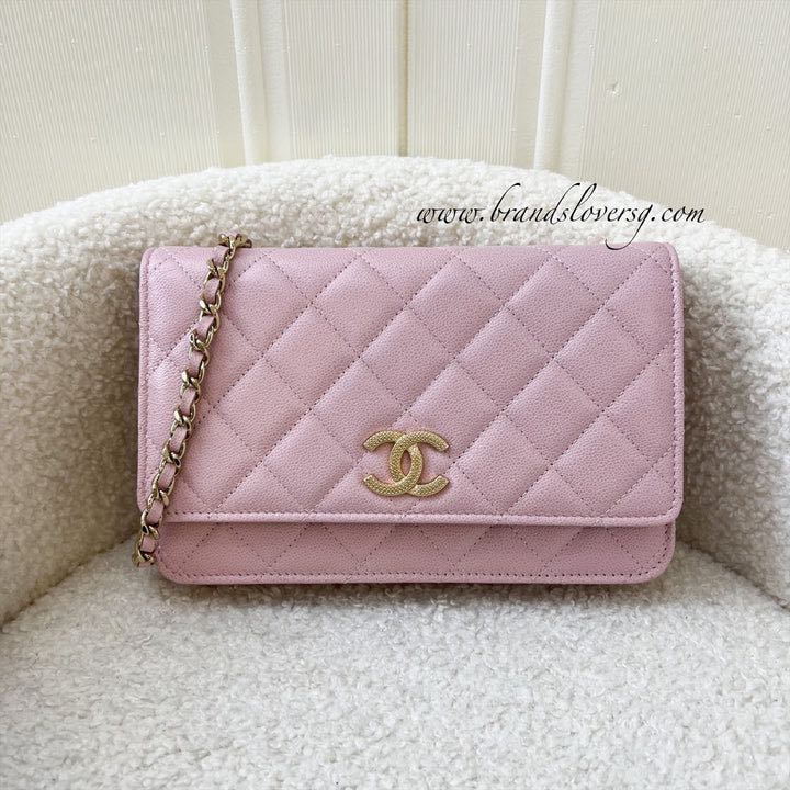 chanel pink wallet on chain