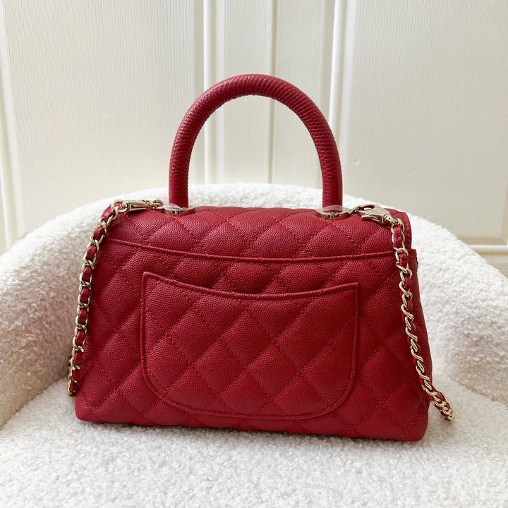 ✖️SOLD✖️ Chanel Small 24cm Coco Handle Flap in 22P Lipstick Red Caviar and  LGHW, Luxury, Bags & Wallets on Carousell