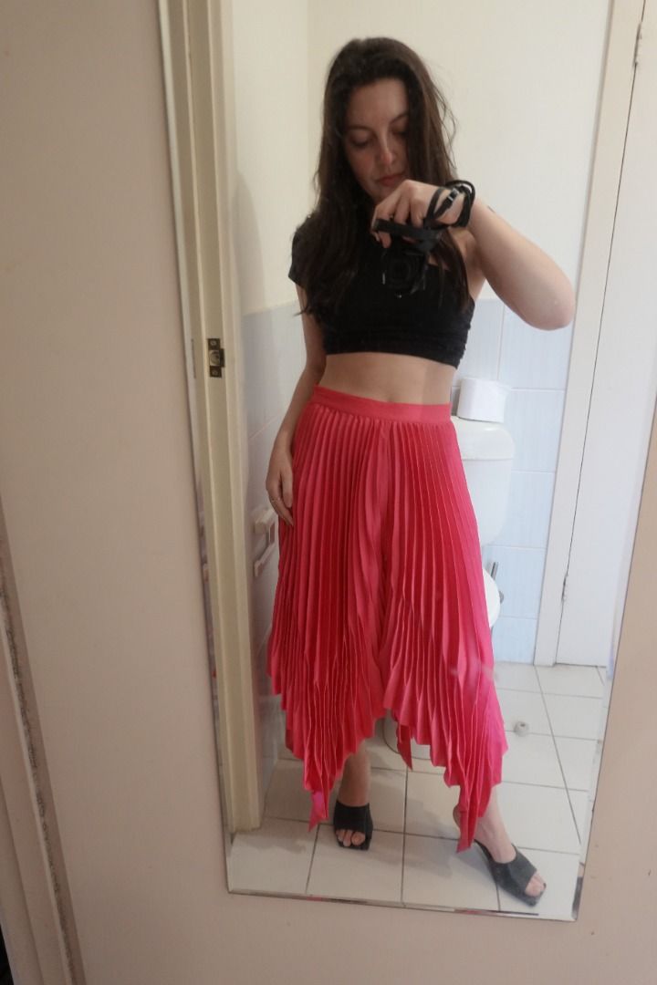 Pink skirt size 22 hotsell