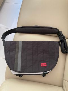 Crumpler Messenger Sling Bag