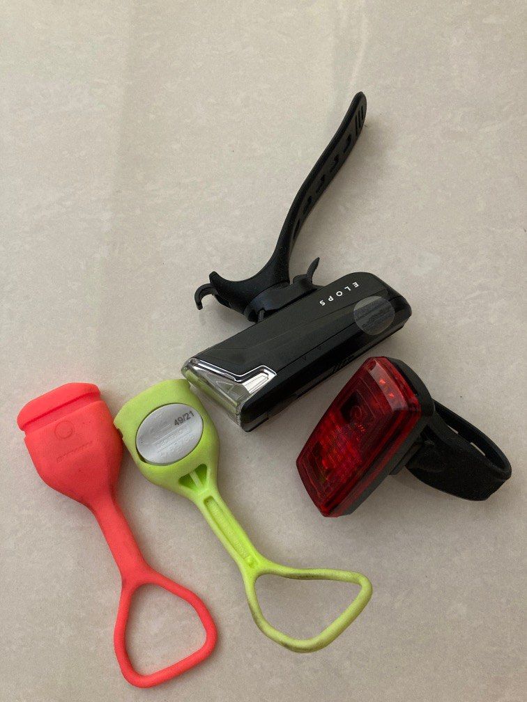 Decathlon bicycle lights Elops, Sports Equipment, Bicycles & Parts