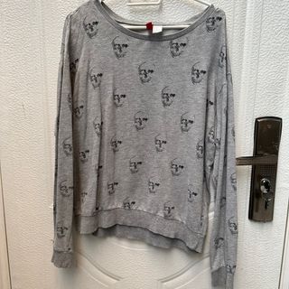 Divided by H&M sweatshirt top sweater skull