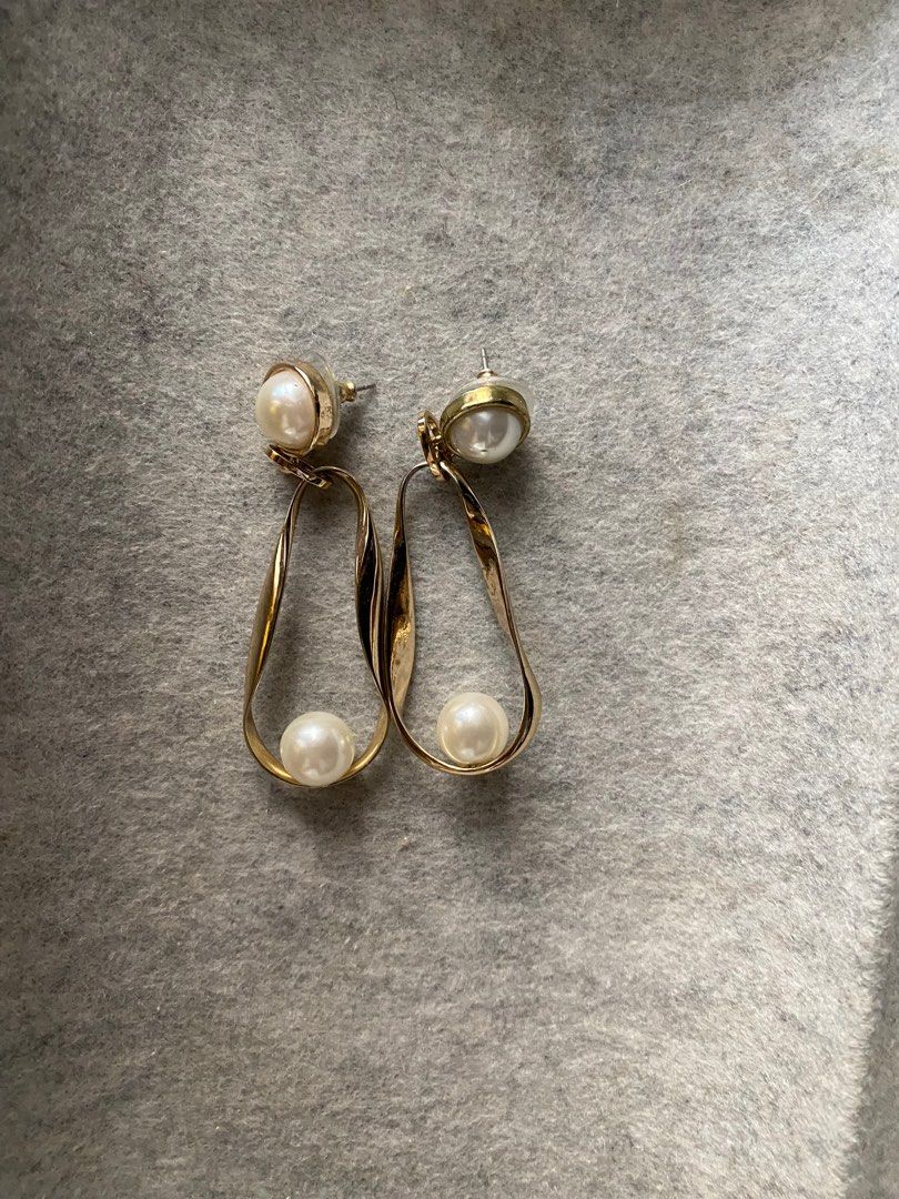 3 pairs Earrings Harvey Nichols St. John