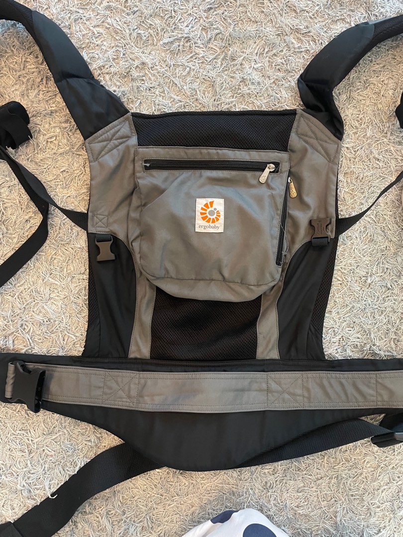 Ergo carrier with infant insert, Babies & Kids, Going Out, Carriers