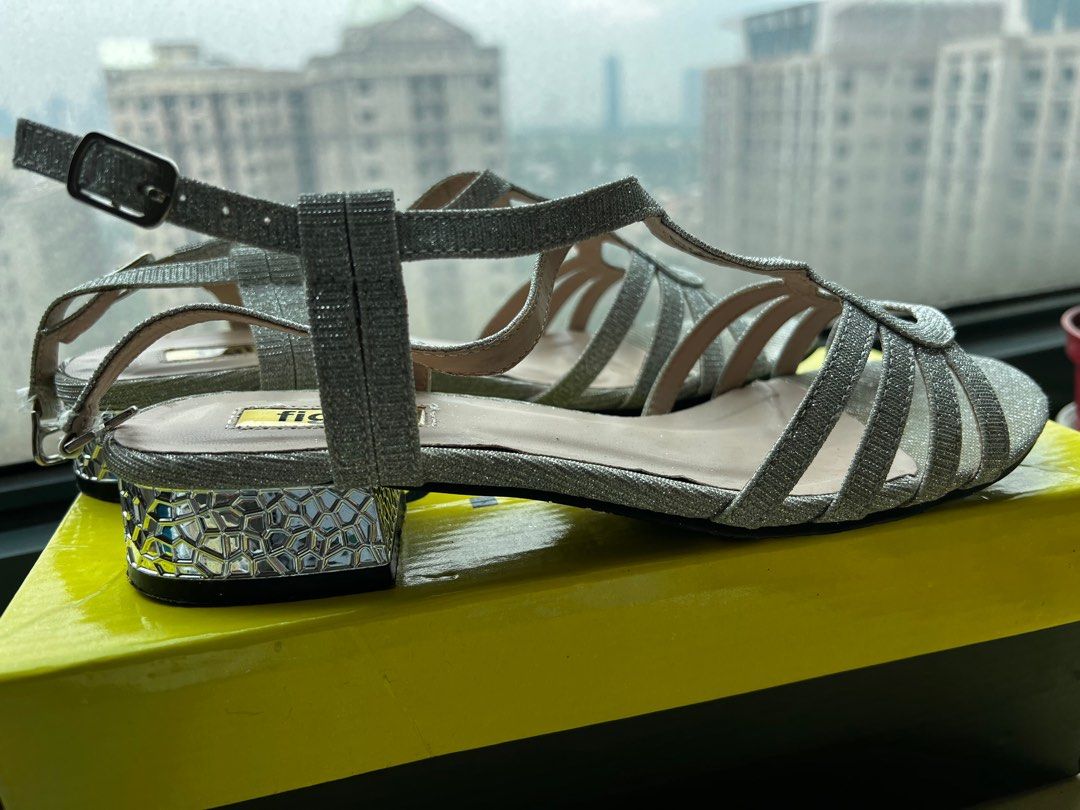 Repriced: Figlia Formal Sandals S6 (Category: Flats & Sandals) located in Quezon City. Submitted by decluttermommmy (Listing ID 1244417991, Image 2). Description: Used only once for a wedding .