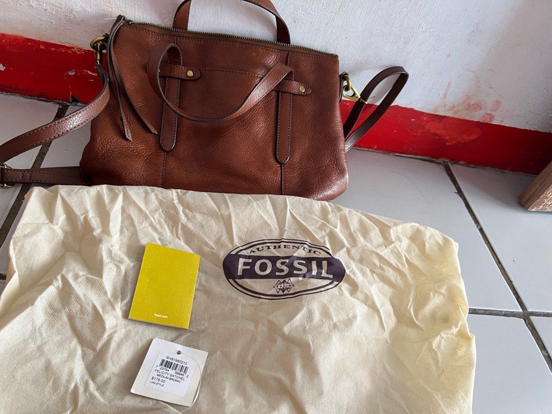Ukuran fossil felicity best sale satchel