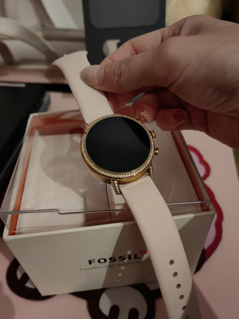 Fossil refurbished gen 4 store