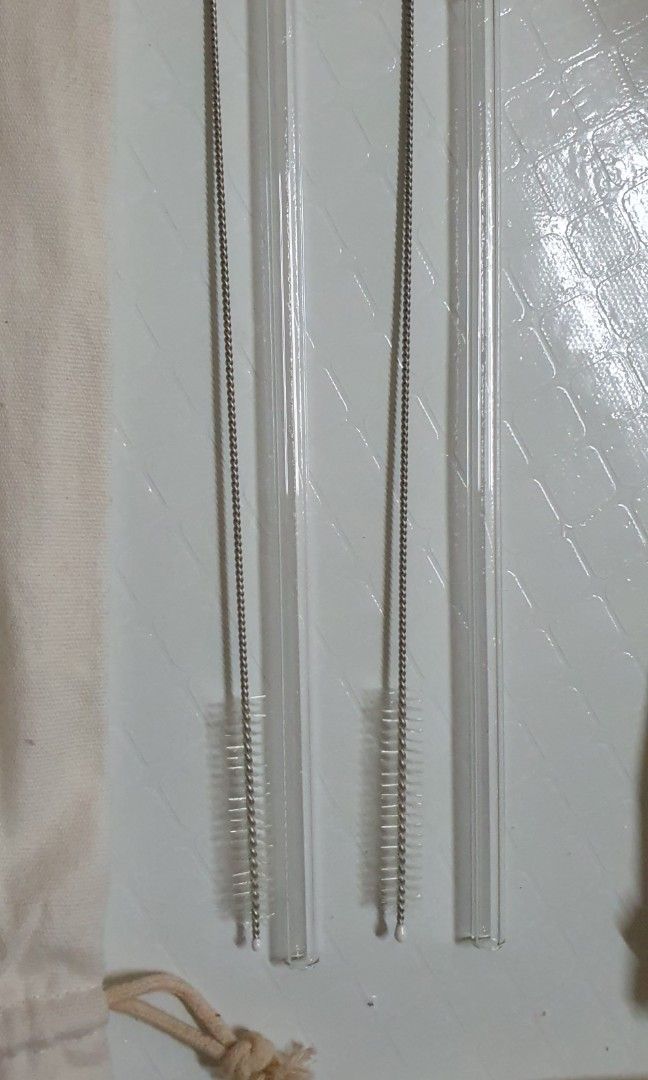 Glass straw take all 10 sets (Category: Dinnerware & Cutlery) located in Quezon City. Submitted by lynette1977 (Listing ID 1244515151, Image 1). Description: 10 sets. includes 1 glass straw 1 brush cleaner 1 pouch..