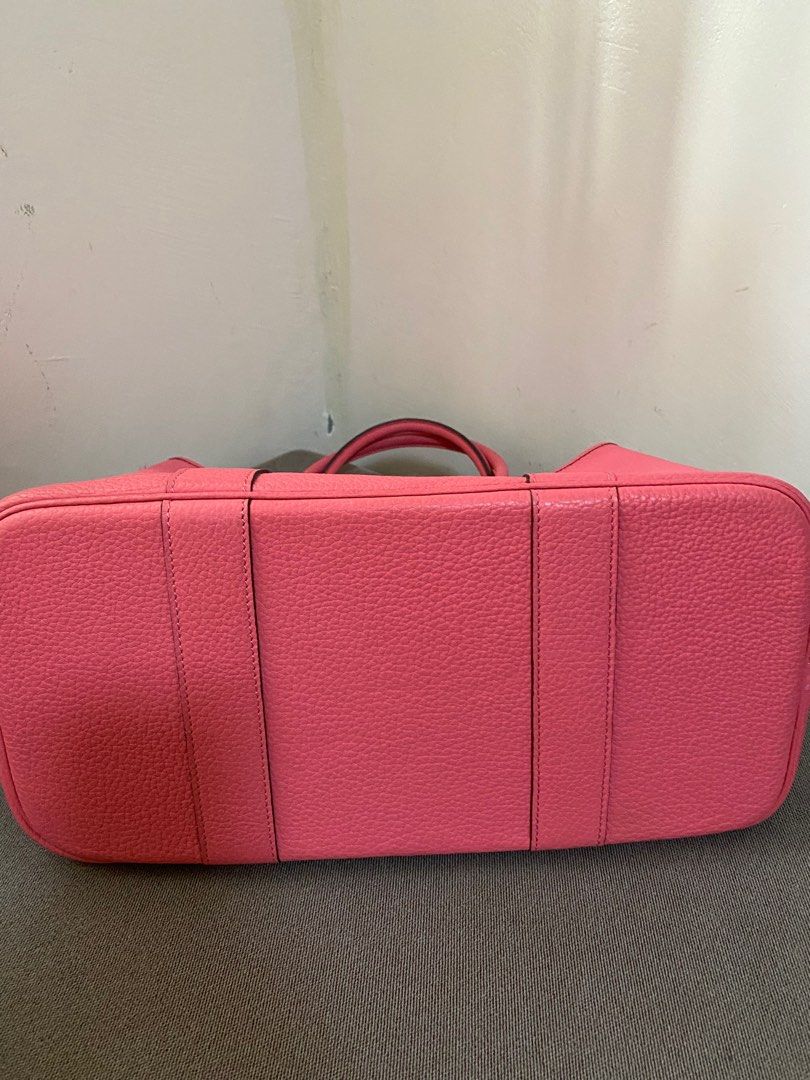 Hermes Garden Party (Category: Luxury Bags & Wallets) located in Las Pinas. Submitted by luxxe23 (Listing ID 1244504447, Image 2). Description: Used condition With stains inside the bag but outside is clean Soft leather.