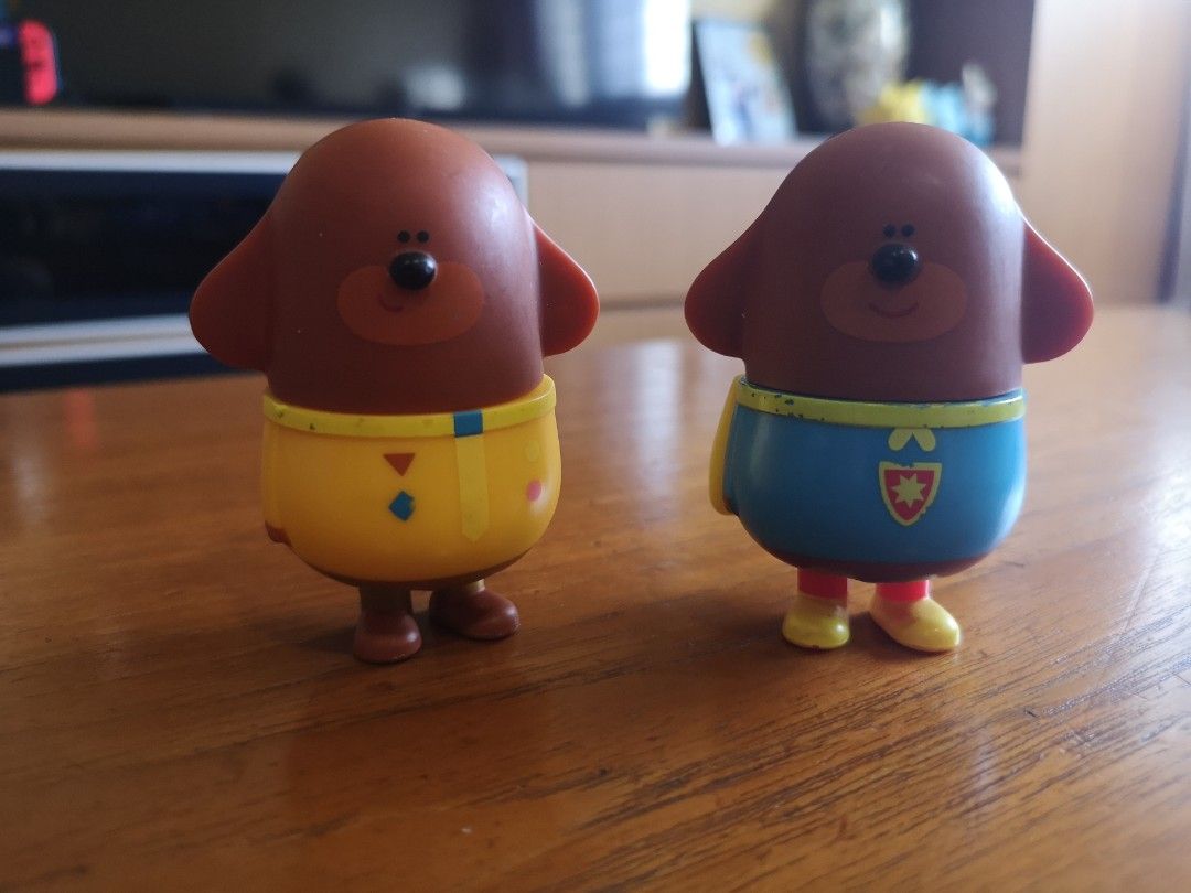 Hey Duggee figurines