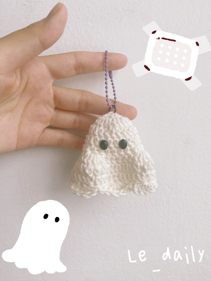 In stock Halloween Crochet Ghost Keychain Hobbies Toys